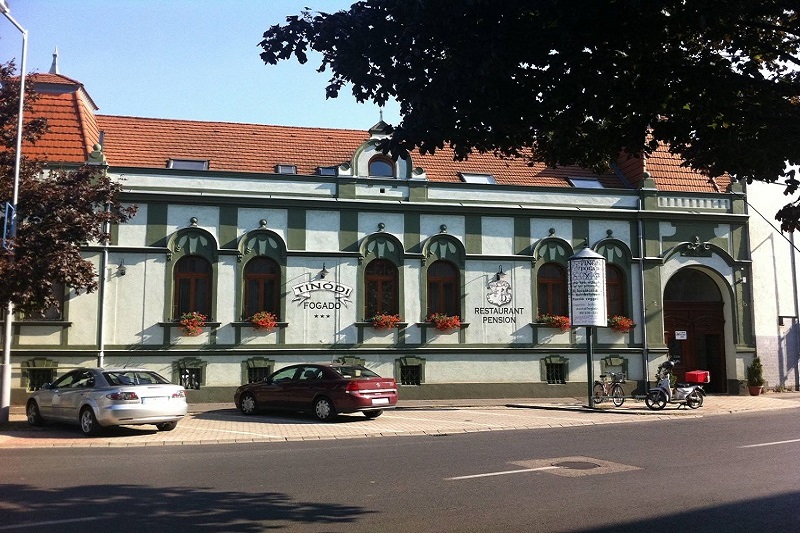 Tinódi Gasthaus***